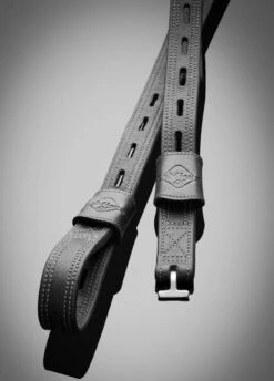 LeMieux Vector Close Contact Stirrup Leathers - Black