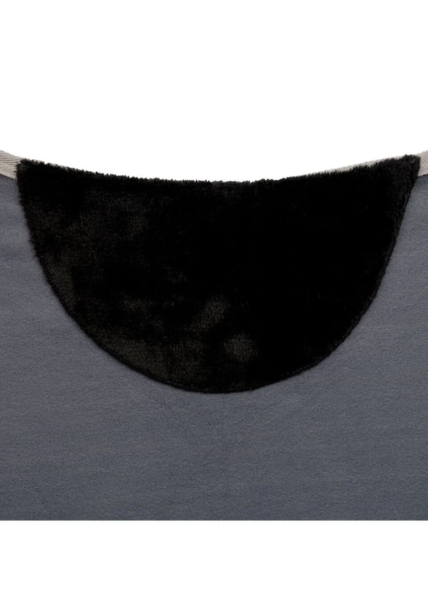 LeMieux Arika Jersey-Tek Fleece Rug - Grey 7 LeMieux Arika Jersey-Tek Fleece Rug - Grey - Image 5